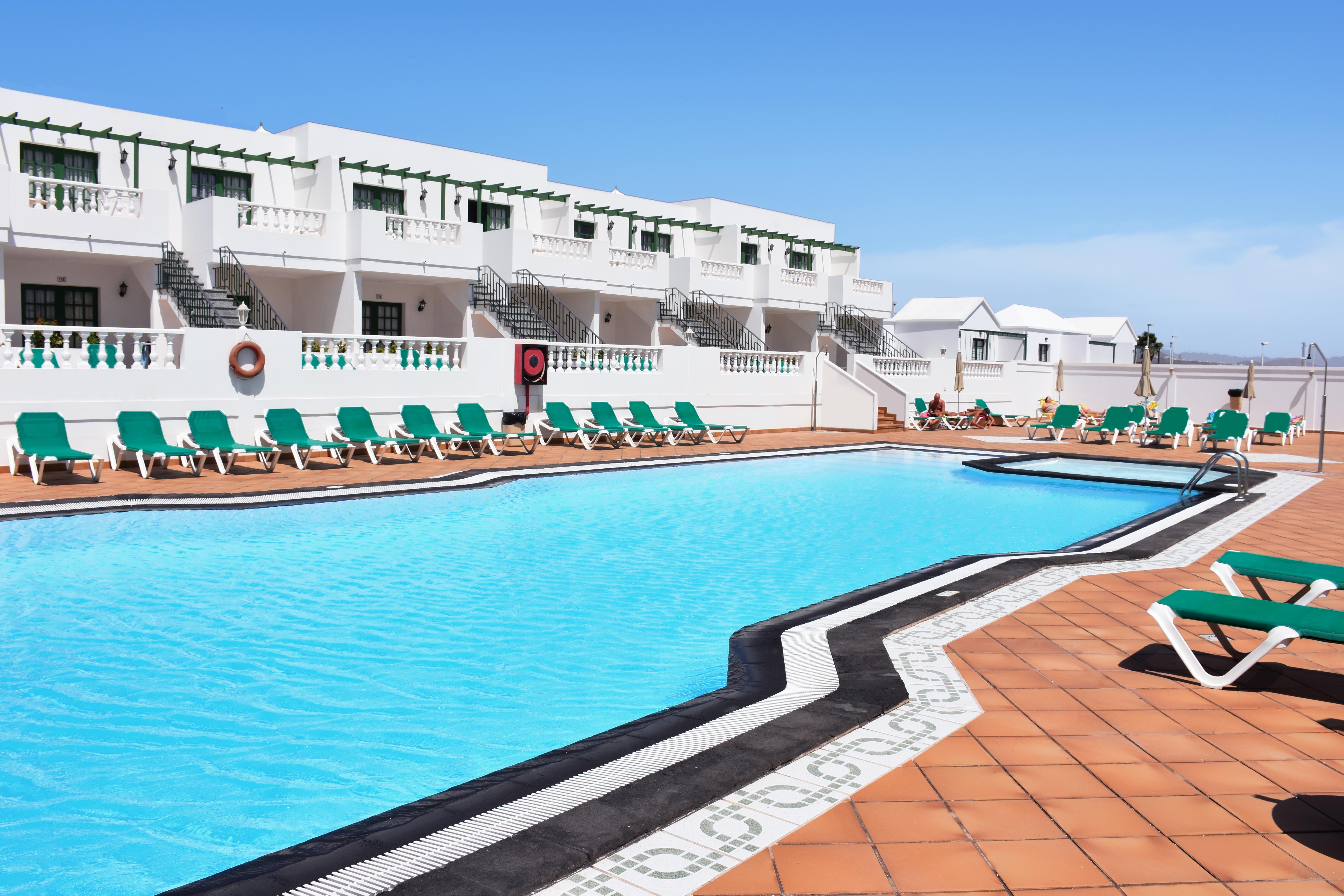 Apartamentos Tisalaya Puerto del Carmen  Exteriör bild