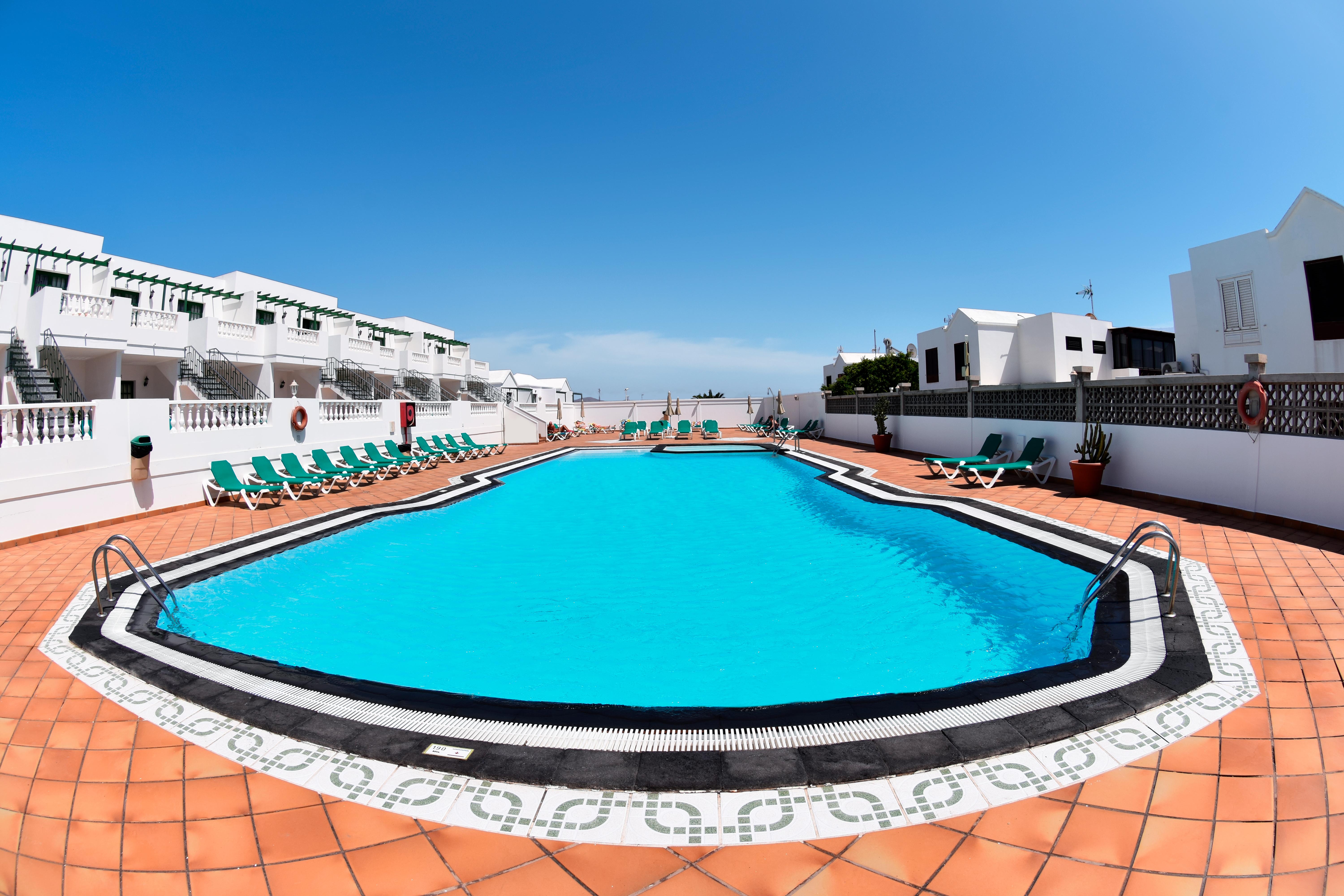 Apartamentos Tisalaya Puerto del Carmen  Exteriör bild