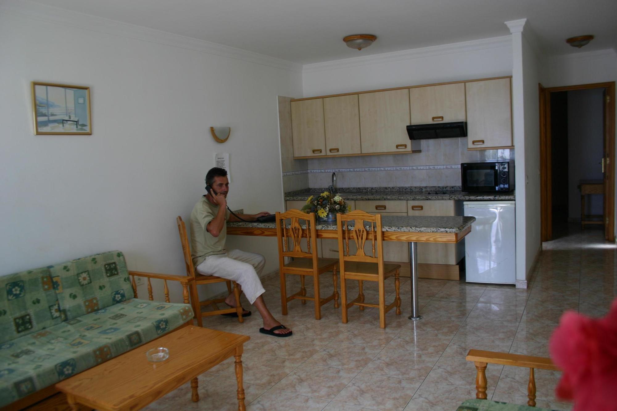 Apartamentos Tisalaya Puerto del Carmen  Exteriör bild